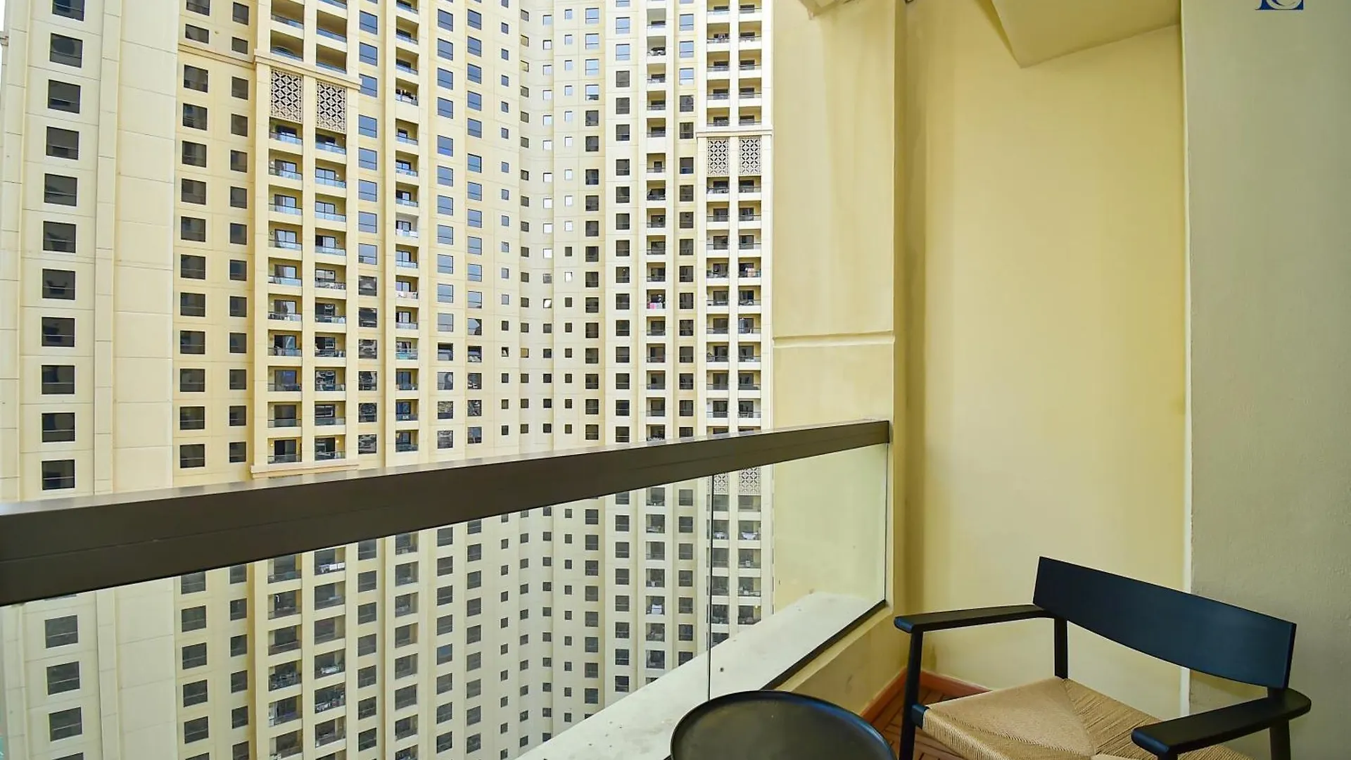 Luxury Escapes - Charming 3Br Plus Maids Apt Near Jbr Beach - Sadaf 1 Dubai Apartment